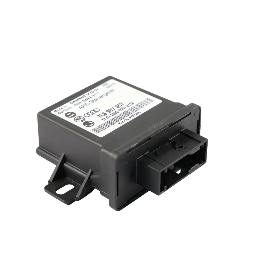 VW Touareg 7L Módulo De Control De Faros Adaptativos - SKU 7L6907357 - Número de pieza 7L6907357