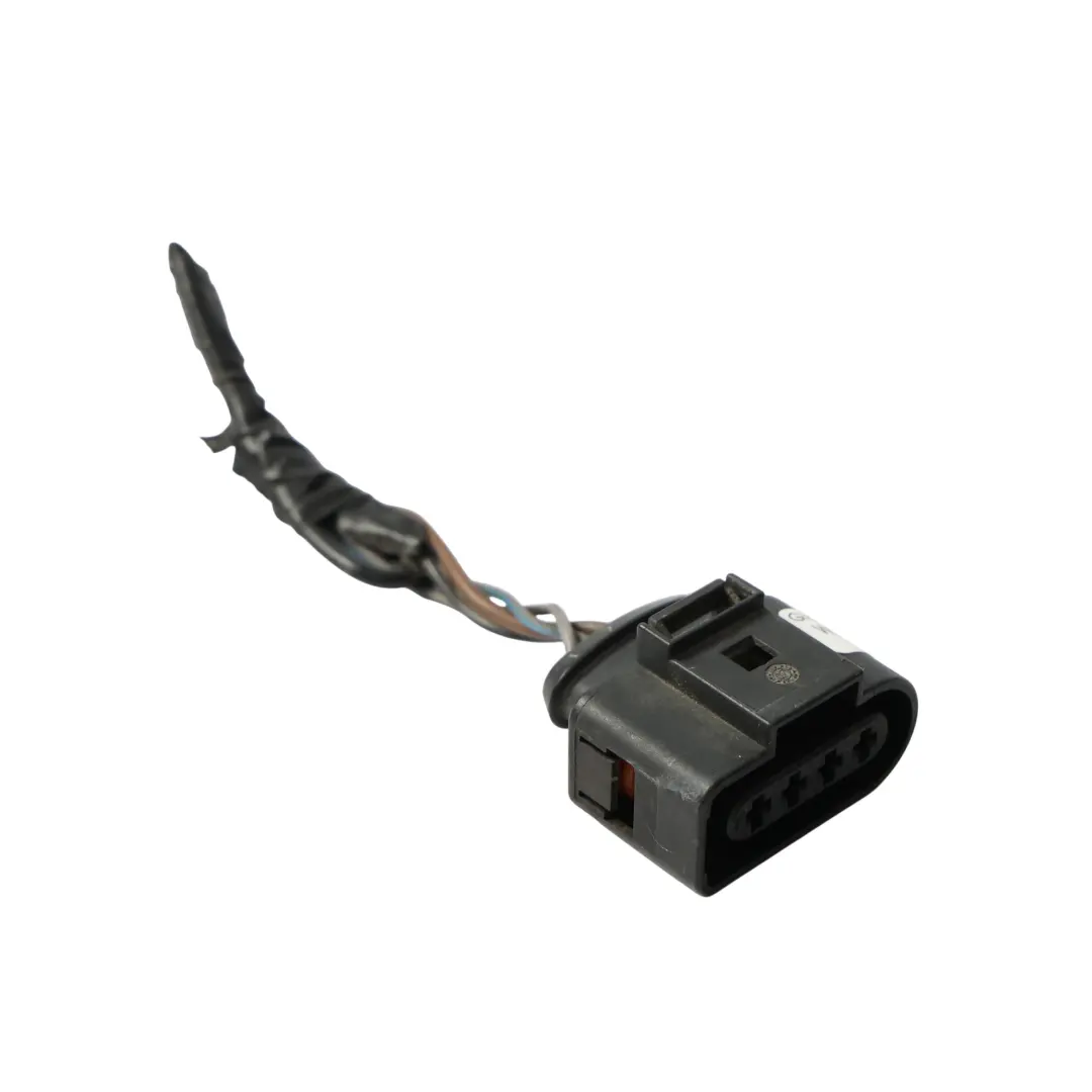 7L Feu Arrière Gauche Câblage Prise pour VW Volkswagen Touareg à propos du numéro de pièce 7L6945095R VW Volkswagen Touareg 7L Feu Arrière Gauche Câblage Prise - SKU 7L6945095R-2 - Numéro de pièce 7L6945095R