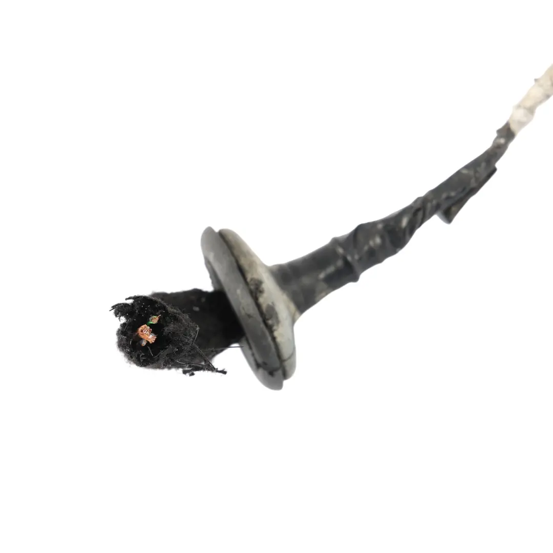 7L Feu Arrière Droit Câblage Prise Connecteur pour VW Volkswagen Touareg à propos du numéro de pièce 7L6945096K VW Volkswagen Touareg 7L Feu Arrière Droit Câblage Prise Connecteur - SKU 7L6945096K-2 - Numéro de pièce 7L6945096K