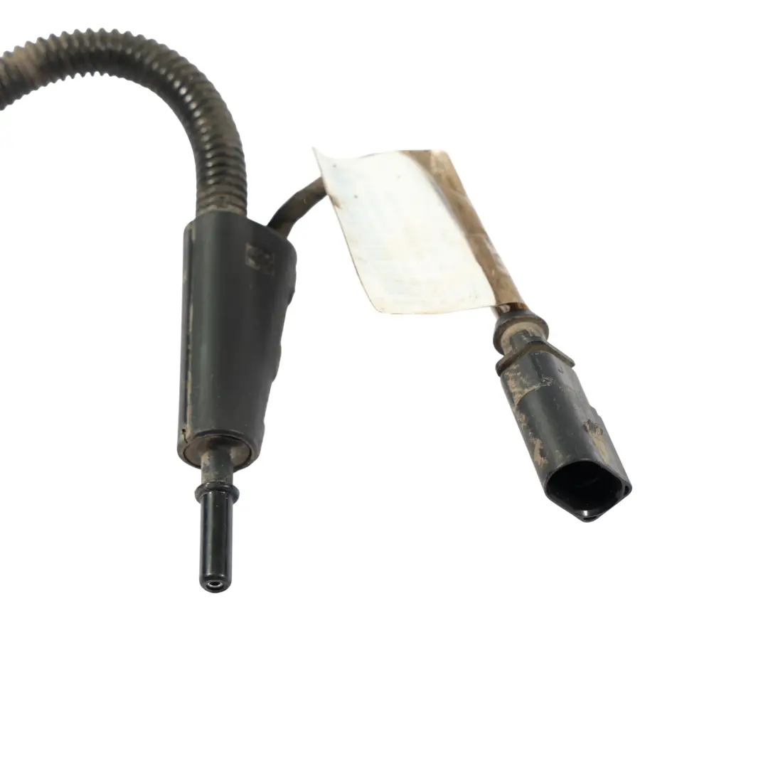 Adblue Tubo Di Mandata Tubo Flessibile Linea Diesel per VW Transporter T6 con numero di parte 7LA131984F VW Transporter T6 Adblue Tubo Di Mandata Tubo Flessibile Linea Diesel - SKU 7LA131984F - Numero di parte 7LA131984F