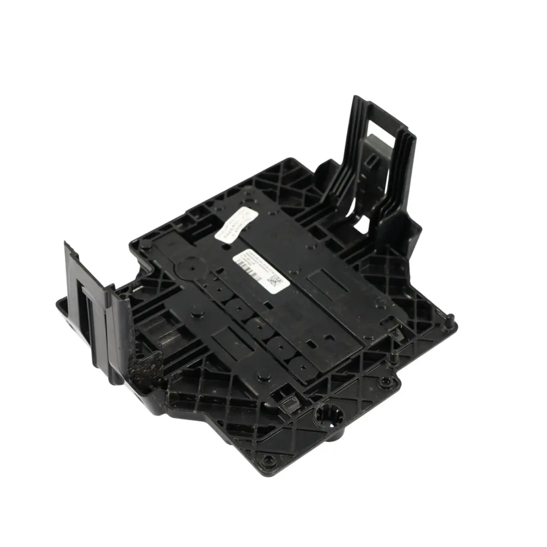 Scatola Distribuzione Alimentazione Supporto per Volkswagen Transporter T6 con numero di parte 7LA937548 Volkswagen Transporter T6 Scatola Distribuzione Alimentazione Supporto - SKU 7LA937548 - Numero di parte 7LA937548