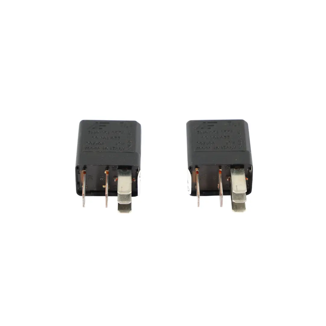 Relais De Commande Noir 5 Broches 12 V pour VW Volkswagen Audi Seat Skoda à propos du numéro de pièce 7M0951253C VW Volkswagen Audi Seat Skoda Relais De Commande Noir 5 Broches 12 V - SKU 7M0951253C-3 - Numéro de pièce 7M0951253C