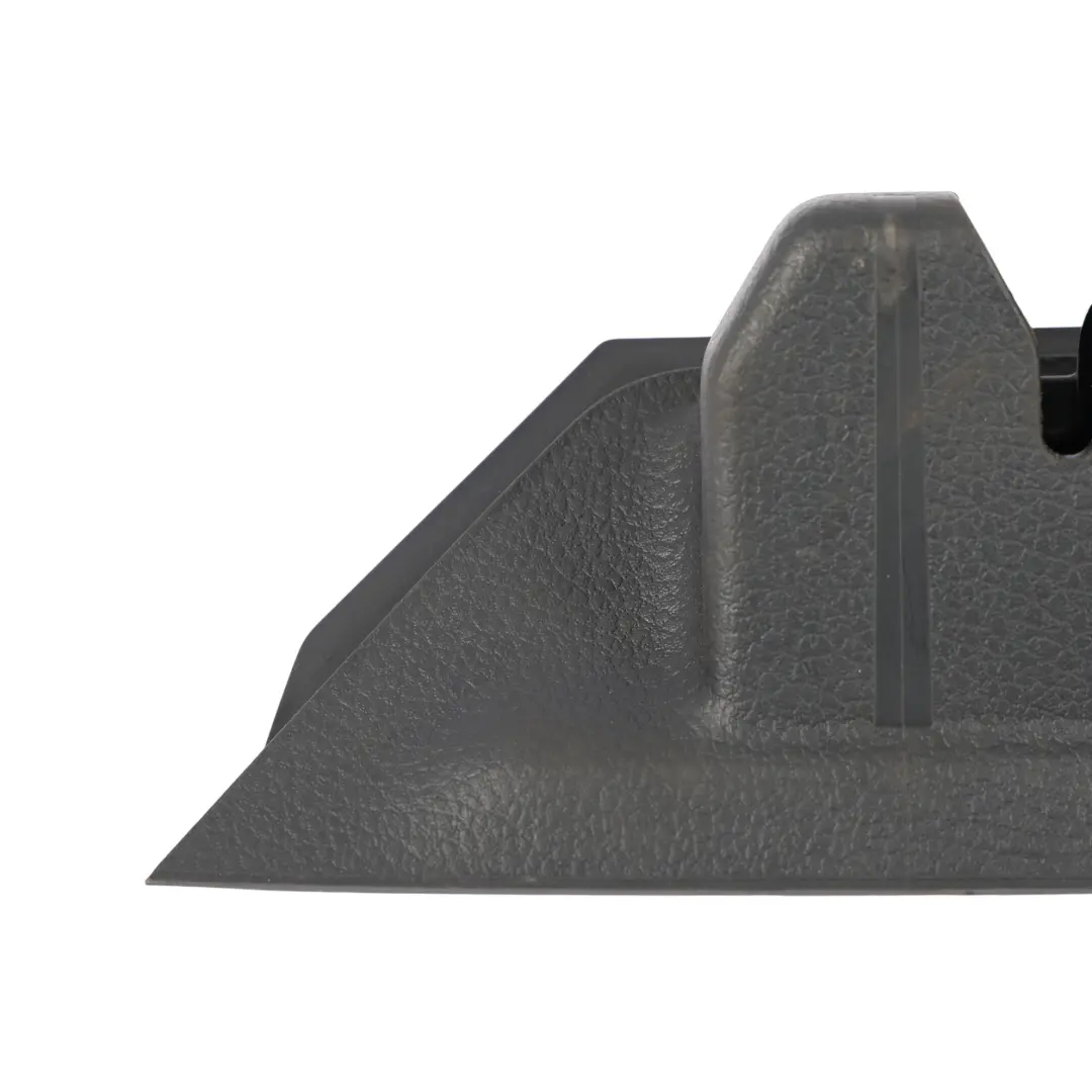 7P Chiusura Posteriore Del Portellone In Plastica per Volkswagen Touareg con numero di parte 7P6827520C Volkswagen Touareg 7P Chiusura Posteriore Del Portellone In Plastica - SKU 7P6827520C - Numero di parte 7P6827520C