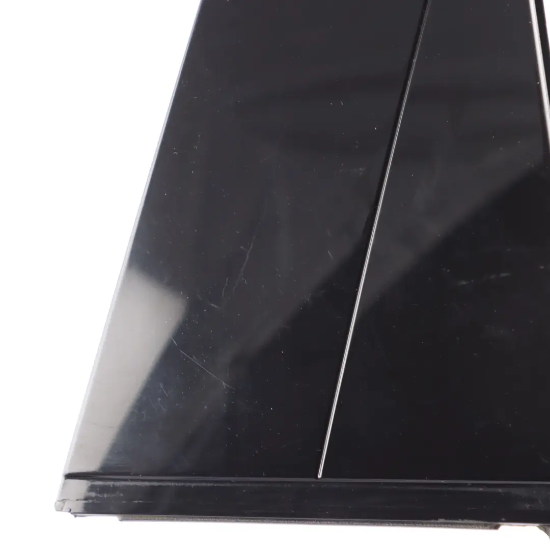 Volkswagen Touareg 7P Rivestimento Staffa Striscia Posteriore Destra - SKU 7P6839904 - Numero di parte 7P6839904