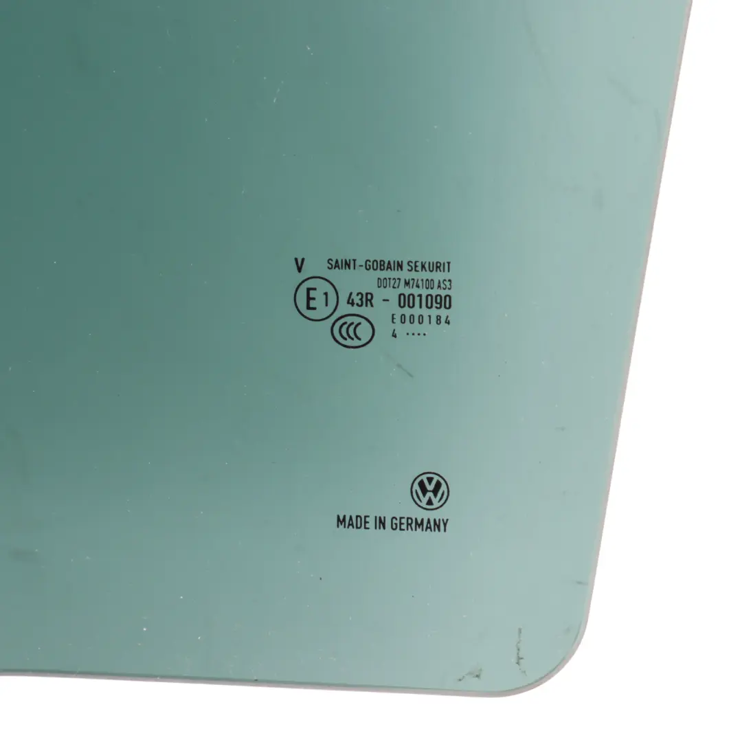 7P Szyba Drzwi Tylna Zielona Lewa Tył AS3 do VW Volkswagen Touareg o numerze 7P6845025C VW Volkswagen Touareg 7P Szyba Drzwi Tylna Zielona Lewa Tył AS3 - SKU 7P6845025C - Numer Części 7P6845025C