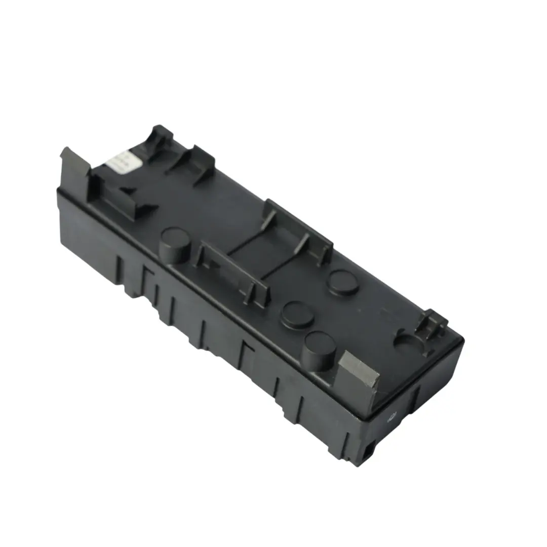 7P Unità Modulo Controllo Portellone Posteriore per VW Volkswagen Touareg con numero di parte 7P6959107C VW Volkswagen Touareg 7P Unità Modulo Controllo Portellone Posteriore - SKU 7P6959107C - Numero di parte 7P6959107C