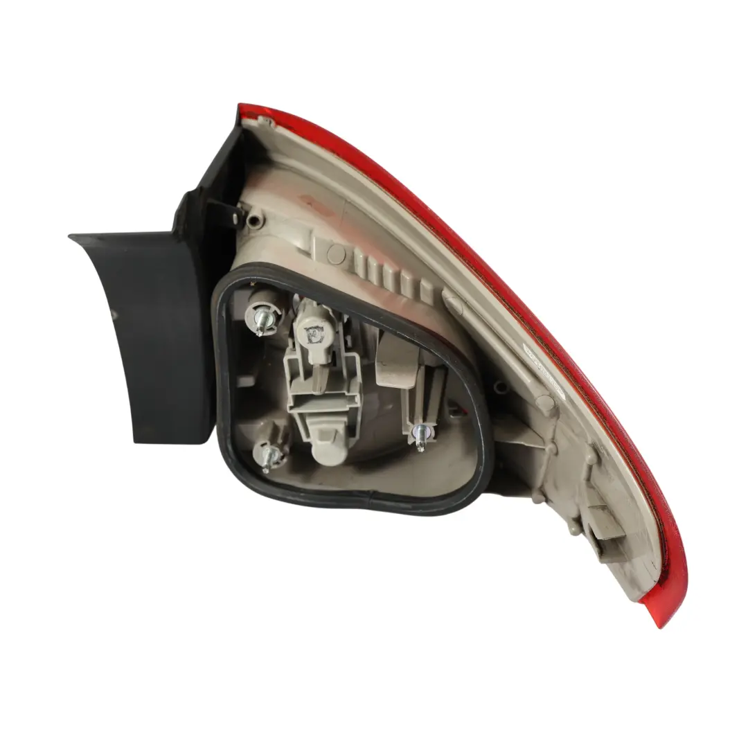 Ford Mondeo Mk4 Lampa Zewnętrzna Błotnika Tył Lewo - SKU 7S71-13405-A - Numer Części 7S71-13405-A