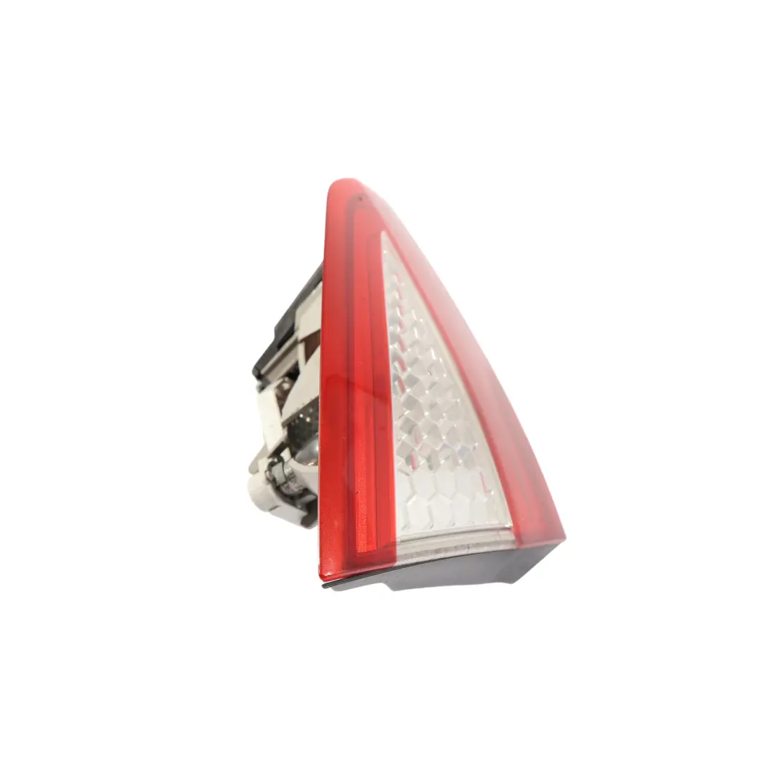 Ford Mondeo Mk4 Portellone Posteriore Luce Interna Sinistra - SKU 7S71-13A603-A - Numero di parte 7S71-13A603-A