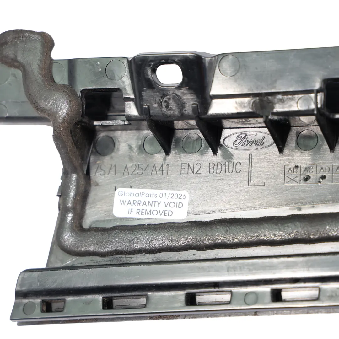 Mk4 Striscia Montante B Portiera Posteriore Sinistra 7S71-A254A41-AD per Ford Mondeo con numero di parte 7S71-A245A41-FN Ford Mondeo Mk4 Striscia Montante B Portiera Posteriore Sinistra 7S71-A254A41-AD - SKU 7S71-A254A41-FN - Numero di parte 7S71-A245A41-FN