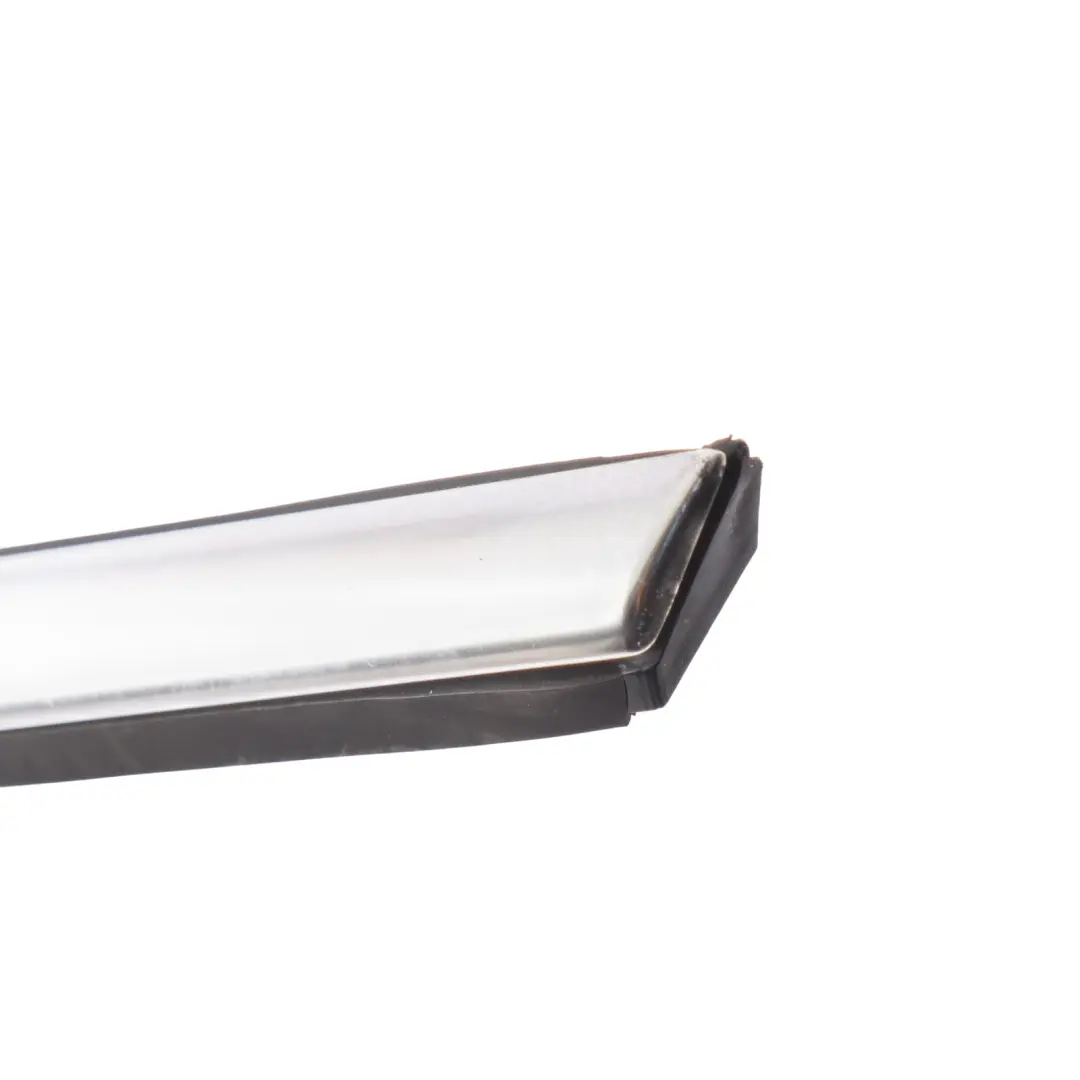Ford Mondeo MK4 Moldura Ventana Puerta Trasera Derecha Cromada - SKU 7S71-A25604-CD - Número de pieza 7S71-A25604-CD