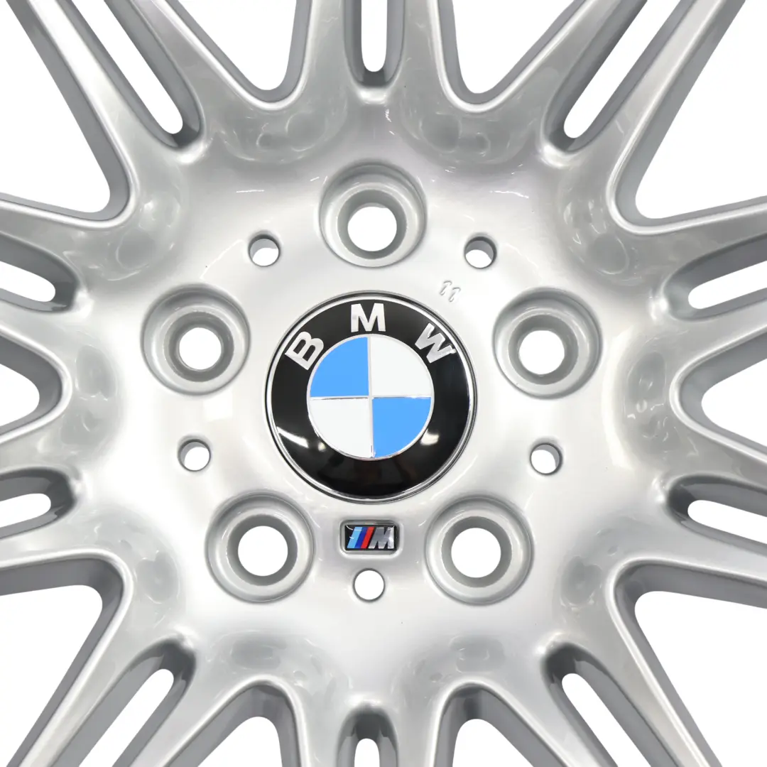 BMW E90 E91 E92 E93 Jante Arrière Alliage Argentée 19" 9J ET:39 - SKU 8037142 - Numéro de pièce 8037142