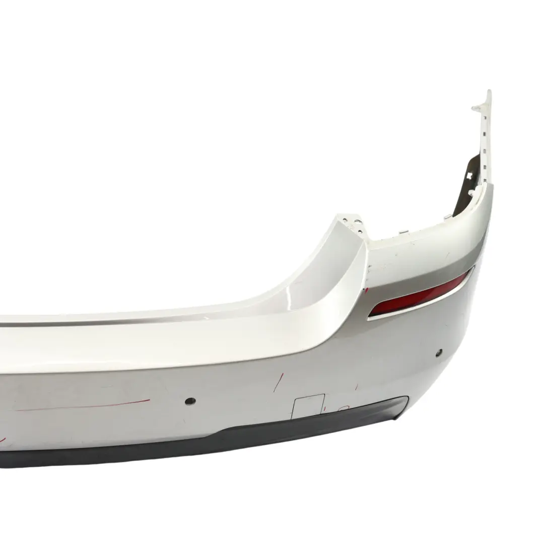 Tylny Zderzak M-Pakiet PDC Titansilber Srebrny Metalik - 354 do BMW F10 o numerze 8048594 BMW F10 Tylny Zderzak M-Pakiet PDC Titansilber Srebrny Metalik - 354 - SKU 8048594-TS - Numer Części 8048594