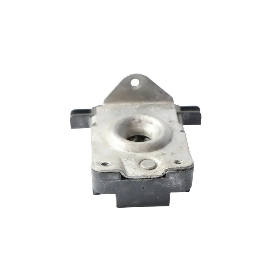 Maska Silnika Dolna Blokada Zamka Zatrzasku do BMW E46 E39 E53 E52 o numerze 8203859 BMW E46 E39 E53 E52 Maska Silnika Dolna Blokada Zamka Zatrzasku - SKU 8203859 - Numer Części 8203859