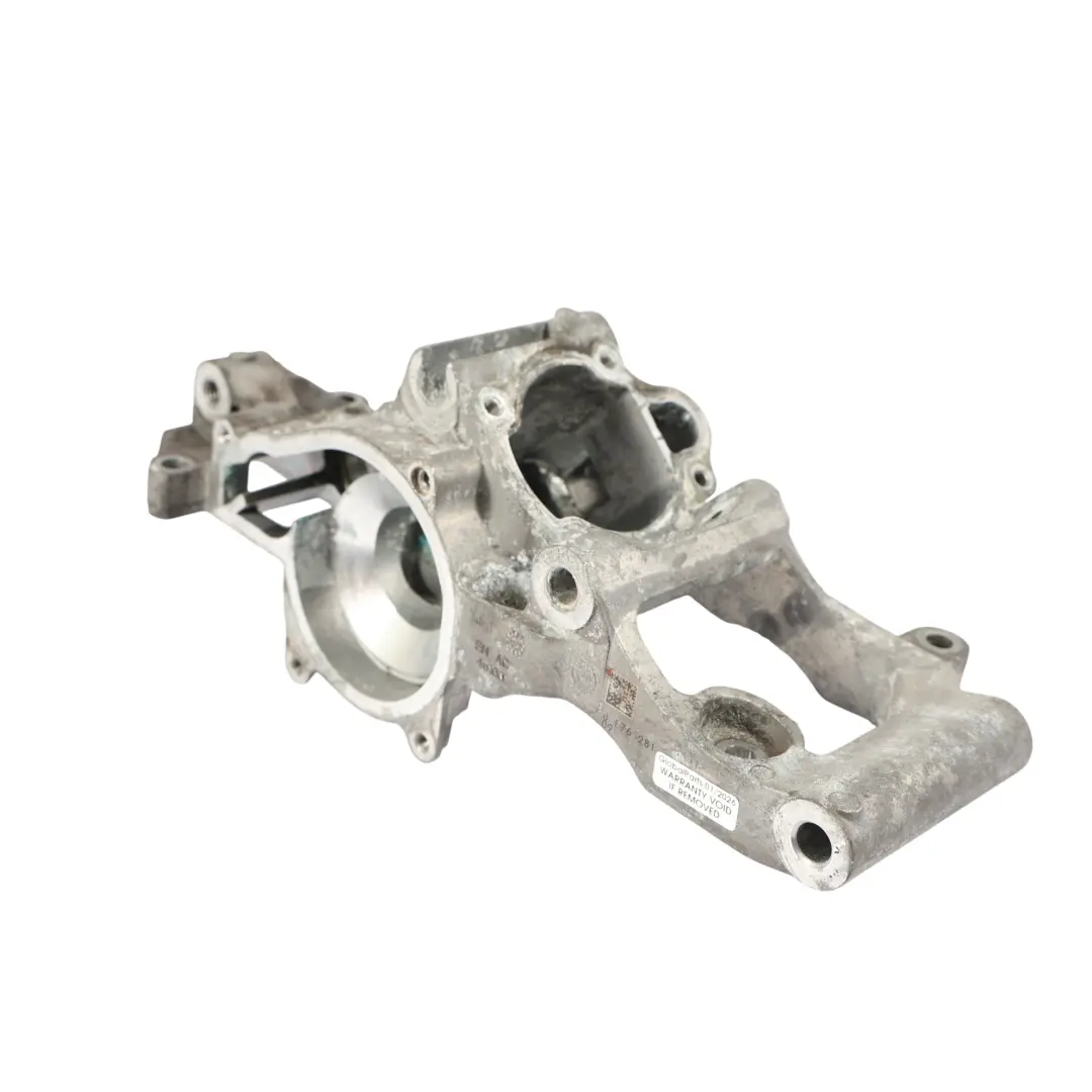 Soporte De La Bomba De Agua Refrigerante Del Motor 8576281 para BMW F45 Mini F60 con número de pieza 8472053 BMW F45 Mini F60 Soporte De La Bomba De Agua Refrigerante Del Motor 8576281 - SKU 8472053 - Número de pieza 8472053