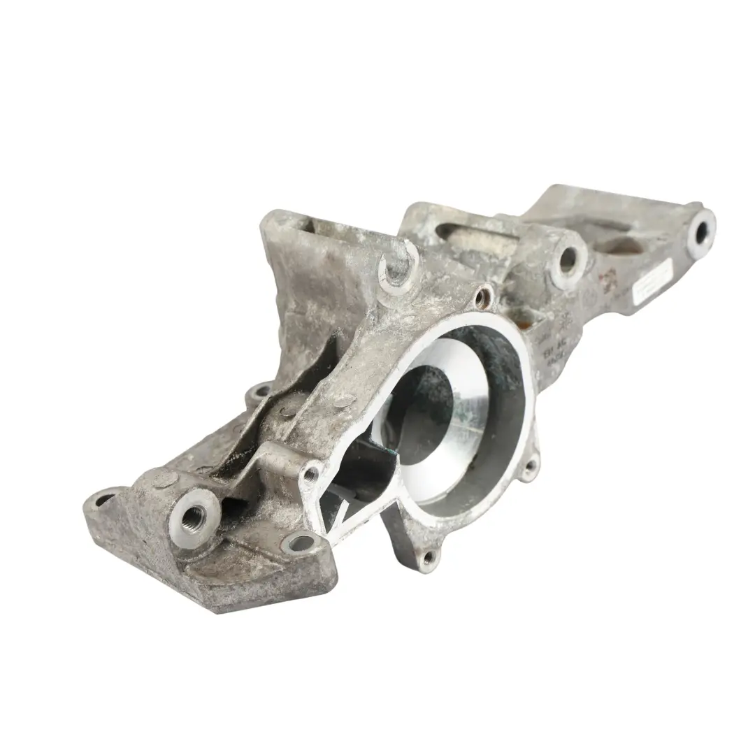 Water Coolant Pump Bracket Engine Carrier Mount Support 8576281 to BMW F45 Mini F60 with Part number 8472053 BMW F45 Mini F60 Water Coolant Pump Bracket Engine Carrier Mount Support 8576281 - SKU 8472053 - Part number 8472053