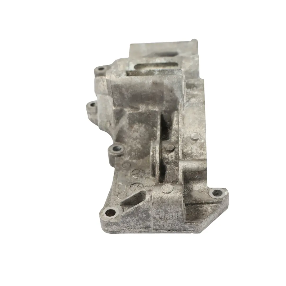 Acqua Pompa Di Raffreddamento Staffa Motore Supporto 8576281 per BMW F45 Mini F60 con numero di parte 8472053 BMW F45 Mini F60 Acqua Pompa Di Raffreddamento Staffa Motore Supporto 8576281 - SKU 8472053 - Numero di parte 8472053