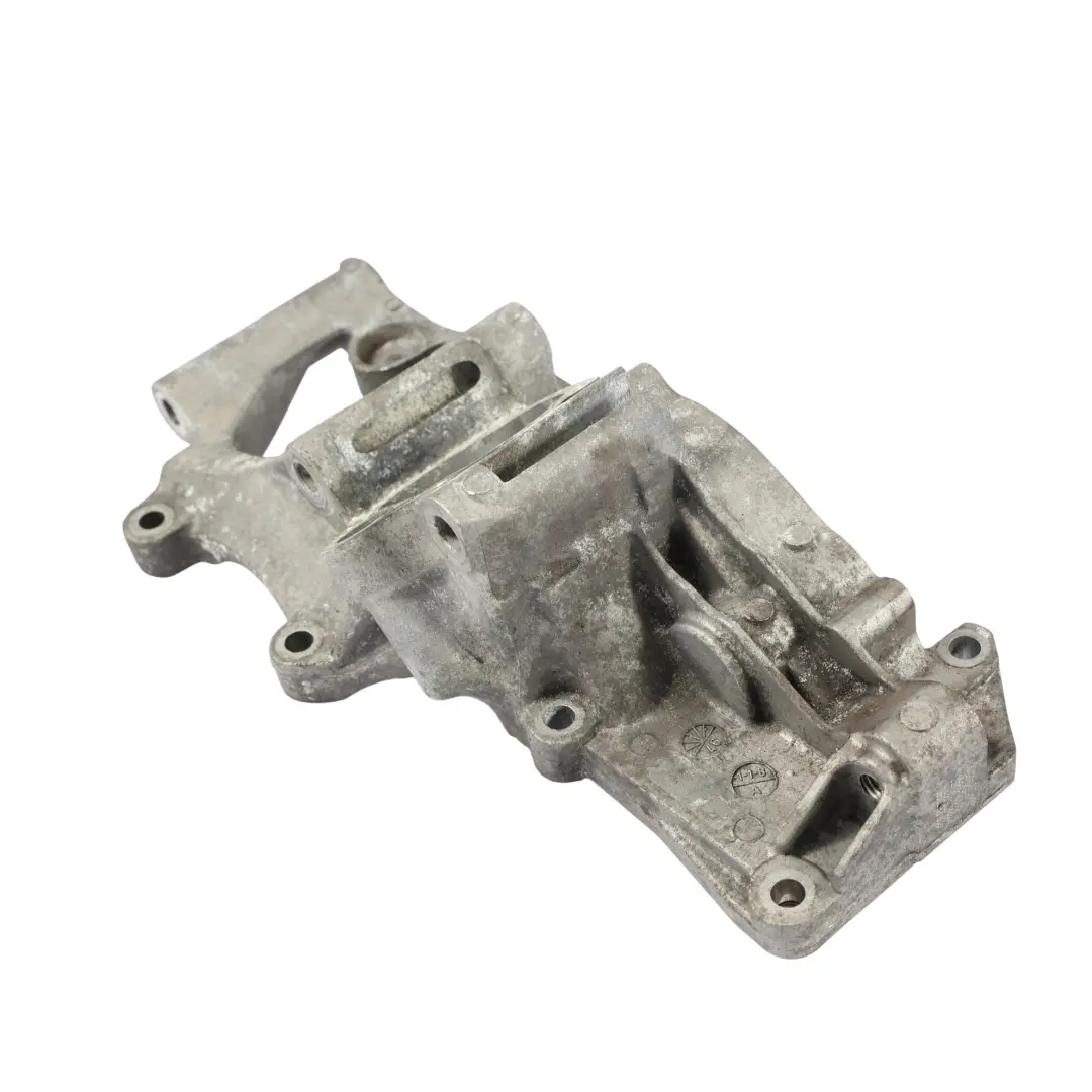 Wasser Kühlmittelpumpe Halterung Motor Träger 8576281 für BMW F45 Mini F60 mit Teilenummer 8472053 BMW F45 Mini F60 Wasser Kühlmittelpumpe Halterung Motor Träger 8576281 - SKU 8472053 - Teilenummer 8472053