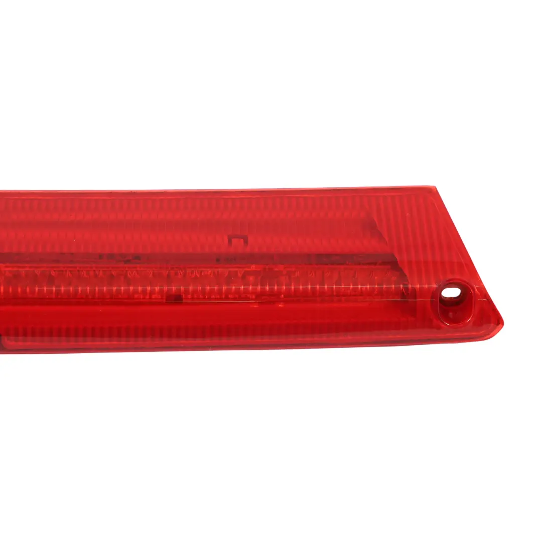 Ford Focus Mk3 Troisième Feu Stop Central - SKU 8A61-13A613-AJ - Numéro de pièce 8A61-13A613-AJ