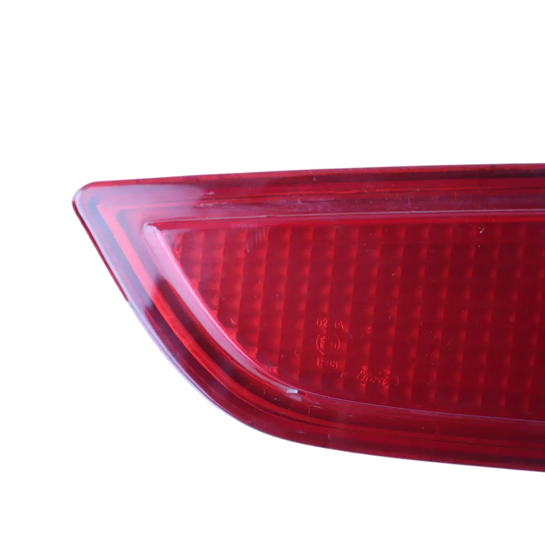 Odblask Zderzaka Czerwony Lewy Tył Tylny do Ford Fiesta Mk7 o numerze 8A61-17E847-AB Ford Fiesta Mk7 Odblask Zderzaka Czerwony Lewy Tył Tylny - SKU 8A61-17E847-AB - Numer Części 8A61-17E847-AB