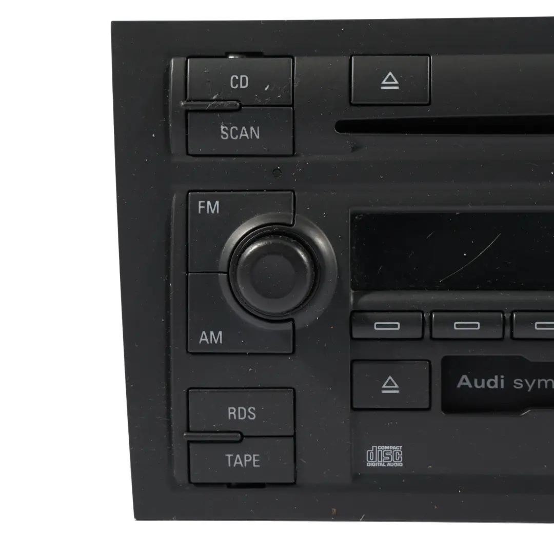 Symphony CD Changer Radio Head Unit per Audi A4 B7 Cabrio con numero di parte 8E0035195M Audi A4 B7 Cabrio Symphony CD Changer Radio Head Unit - SKU 8E0035195M - Numero di parte 8E0035195M