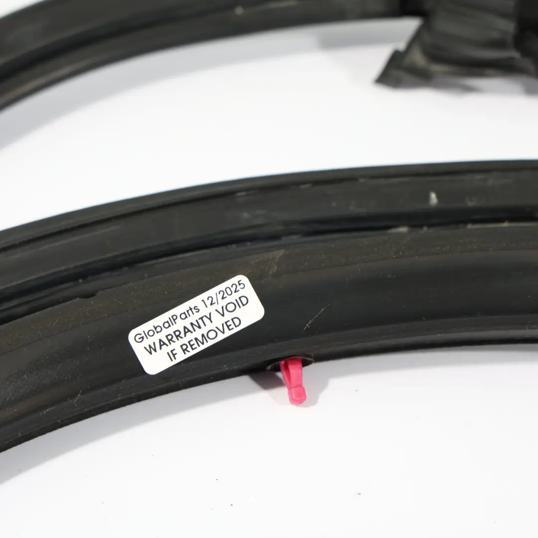 Audi A4 B7 Vordere Türkante Dichtung Rahmen Gummi Rechts 8E0837912 - SKU 8E0837912L - Teilenummer 8E0837912L