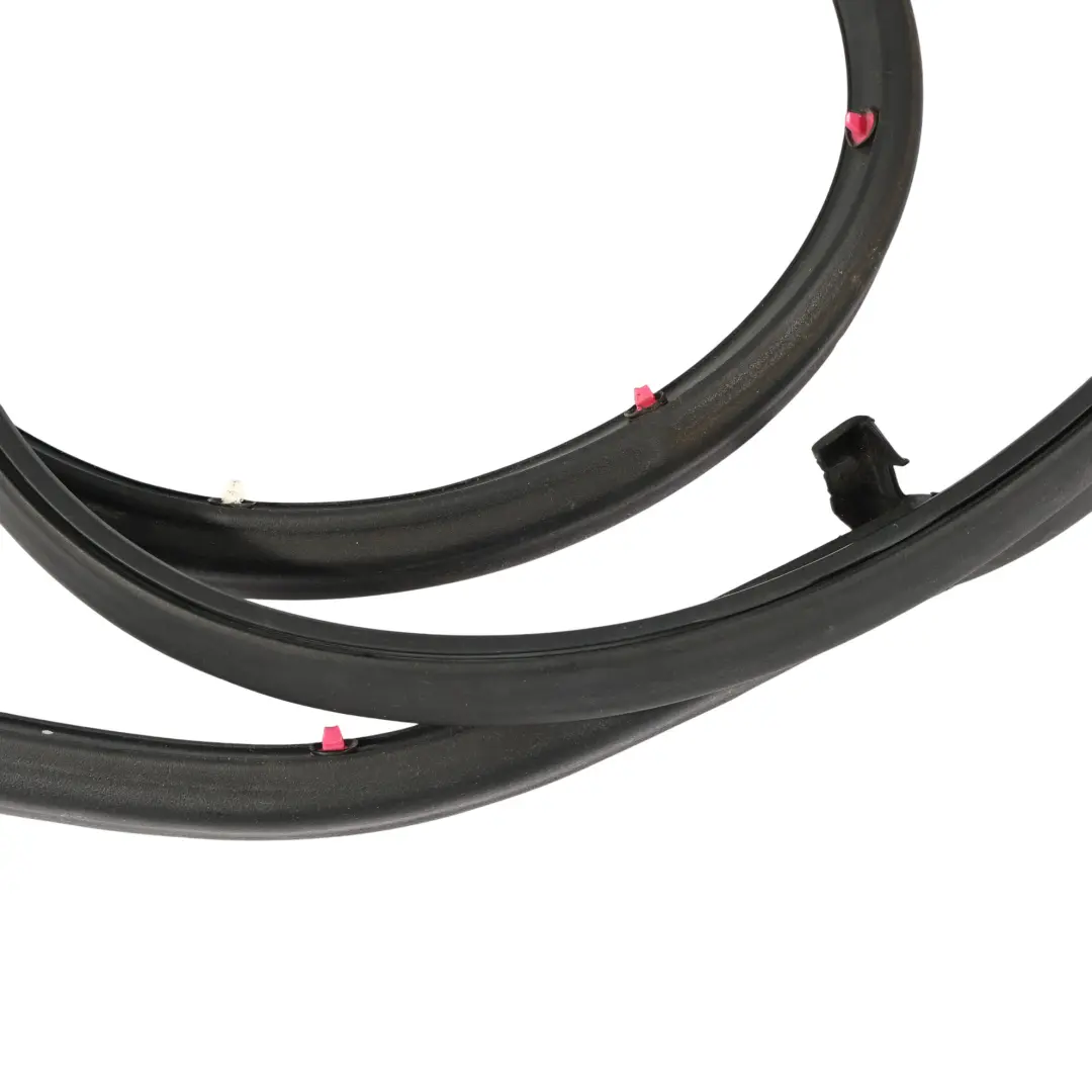 Audi A4 B7 Joint D'Étanchéité De Bord De Porte Avant Droite 8E0837912 - SKU 8E0837912L - Numéro de pièce 8E0837912L