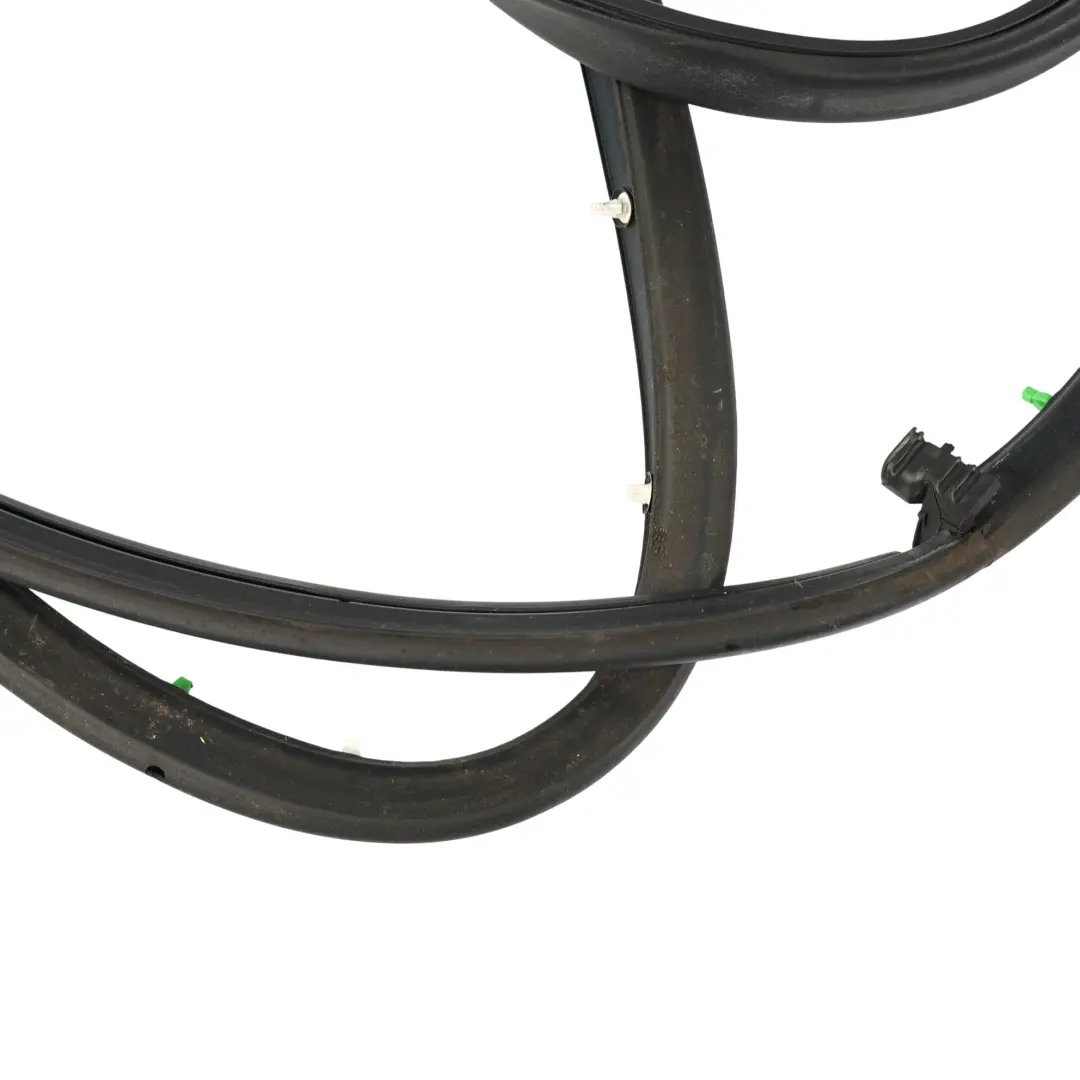 Türkante Dichtung Gummi Hinten Rechts für Audi A4 B7 mit Teilenummer 8E0839912M Audi A4 B7 Türkante Dichtung Gummi Hinten Rechts - SKU 8E0839912M - Teilenummer 8E0839912M