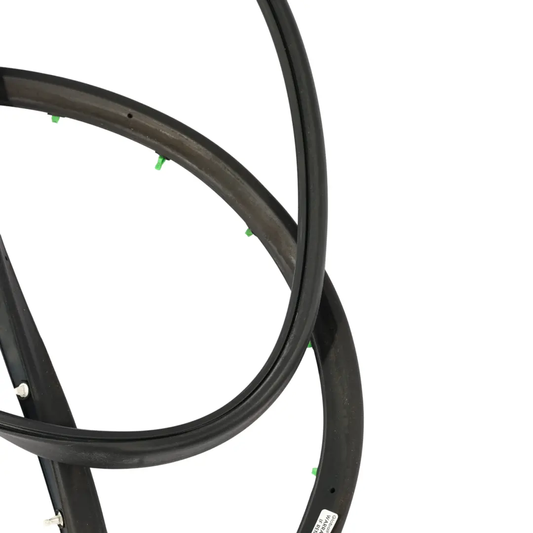 Puerta Borde Junta Goma Trasera Derecha para Audi A4 B7 con número de pieza 8E0839912M Audi A4 B7 Puerta Borde Junta Goma Trasera Derecha - SKU 8E0839912M - Número de pieza 8E0839912M