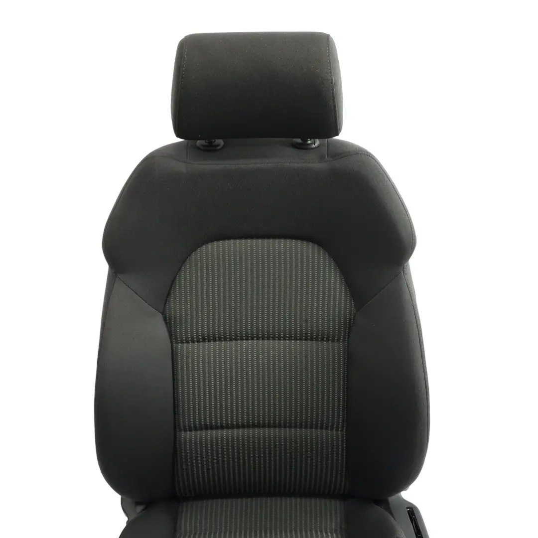 Sedile anteriore sinistro Tessuto Interno Panther Soul Nero per Audi A4 B7 Sport con numero di parte 8E0881805Q Audi A4 B7 Sport Sedile anteriore sinistro Tessuto Interno Panther Soul Nero - SKU 8E0881805Q-1 - Numero di parte 8E0881805Q