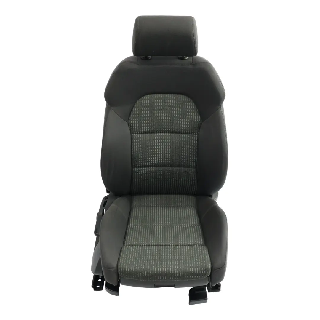 Audi A4 B7 Fotel Sportowy Przedni Prawy Przód Materiałowy Panther Czarny - SKU 8E0881806Q-1 - Numer Części 8E0881806Q