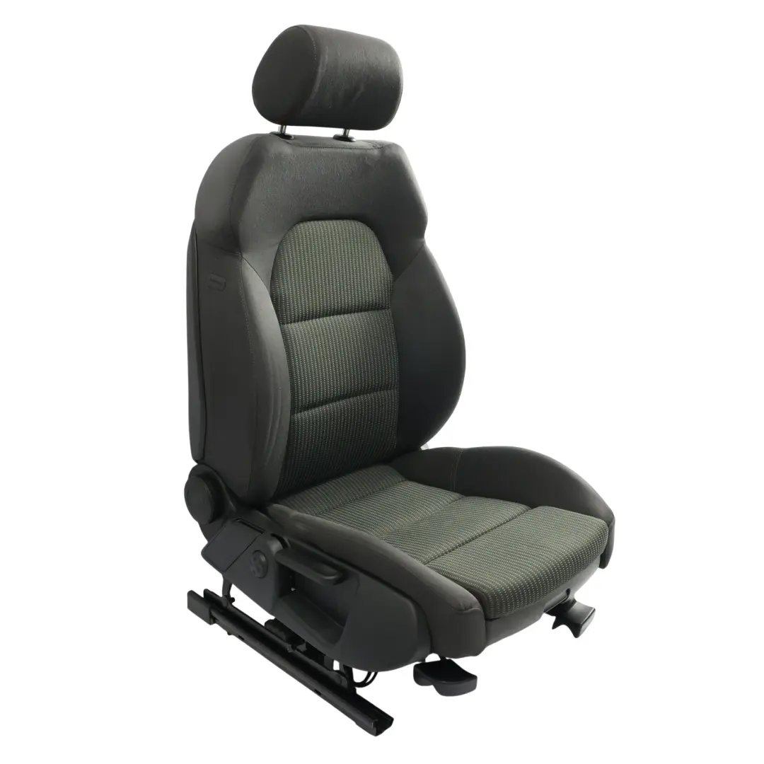 Audi A4 B7 Sport Siège Avant Droit Tissu intérieur Panther Soul Noir - SKU 8E0881806Q-1 - Numéro de pièce 8E0881806Q