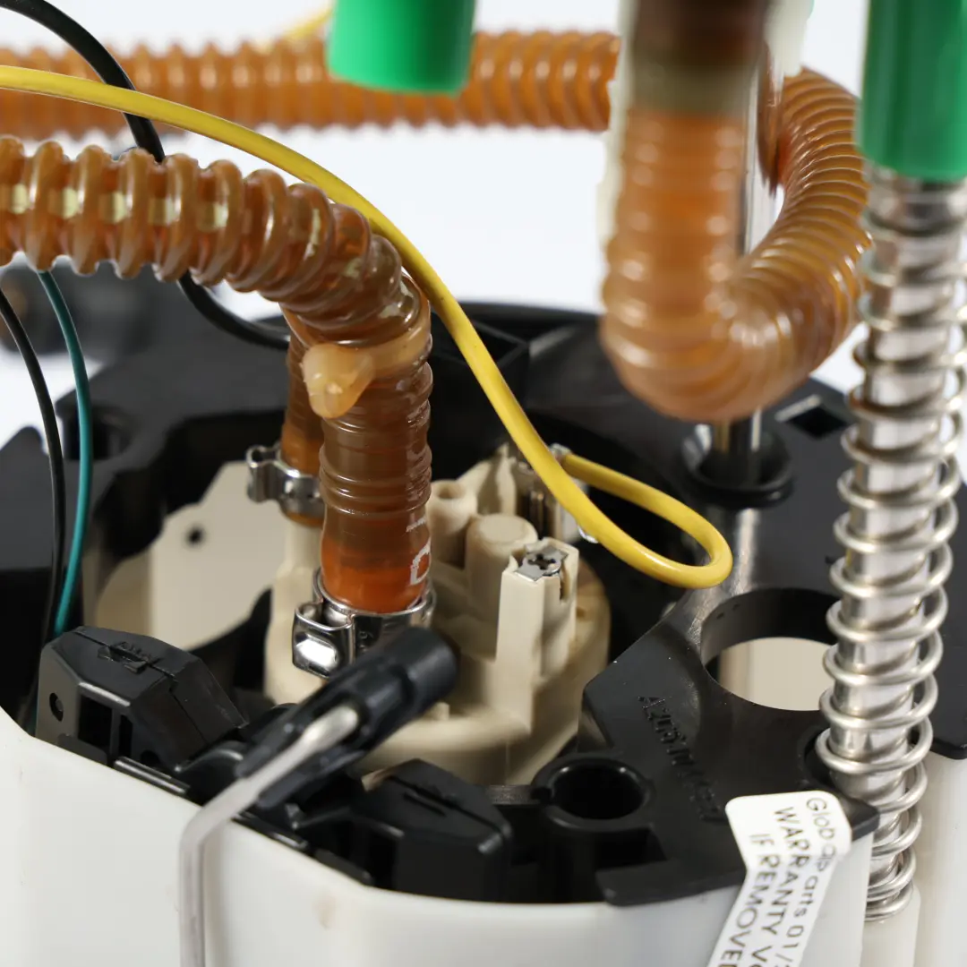 Kraftstoffversorgung Pumpe Sender Lieferung Einheit für Audi A4 B7 Tank mit Teilenummer 8E0919051CP Audi A4 B7 Tank Kraftstoffversorgung Pumpe Sender Lieferung Einheit - SKU 8E0919051CP - Teilenummer 8E0919051CP