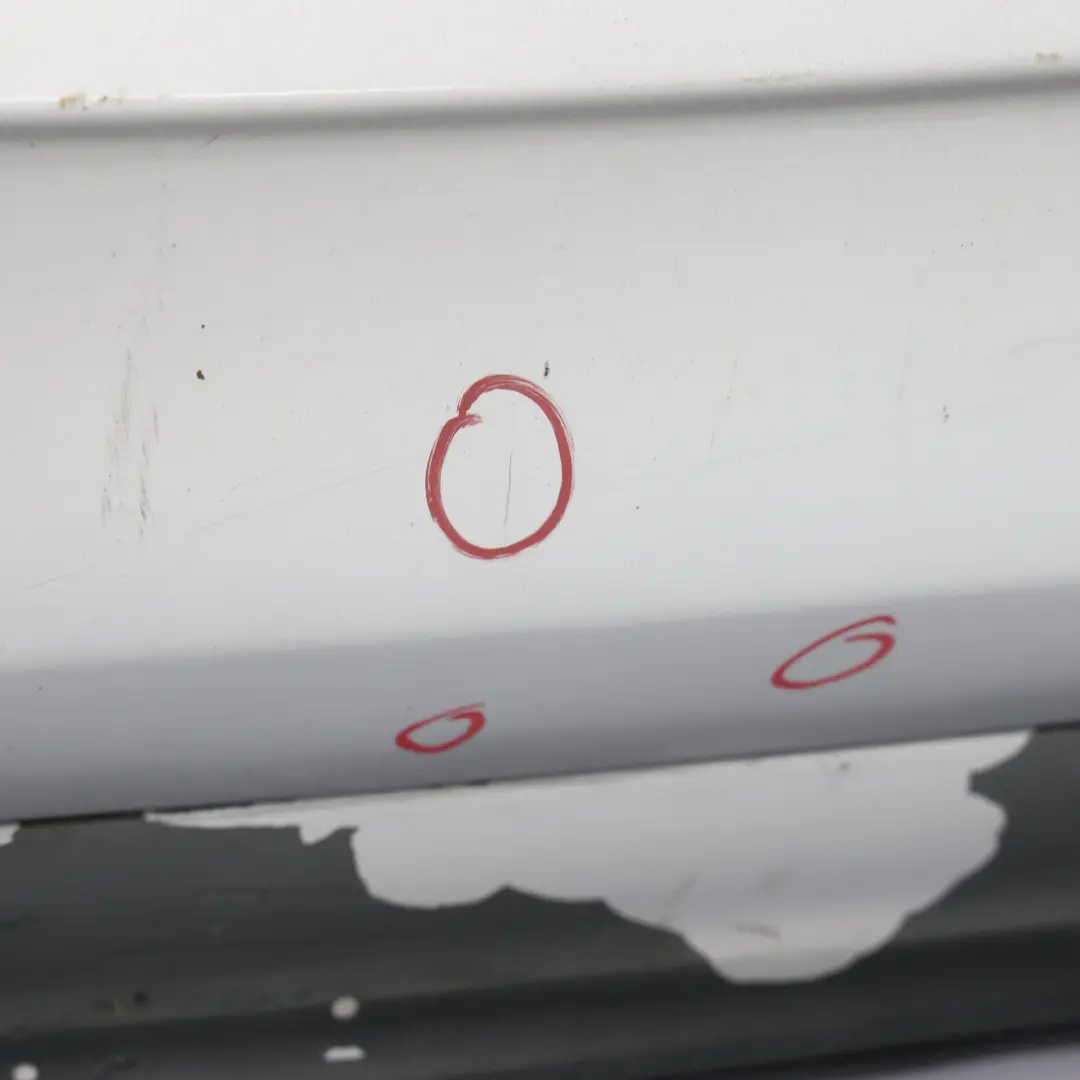 Tylny Zderzak PDC Light Silver Srebrny Metalik - Y7W do Audi A4 B7 Avant o numerze 8E9807303 Audi A4 B7 Avant Tylny Zderzak PDC Light Silver Srebrny Metalik - Y7W - SKU 8E9807303-LS - Numer Części 8E9807303