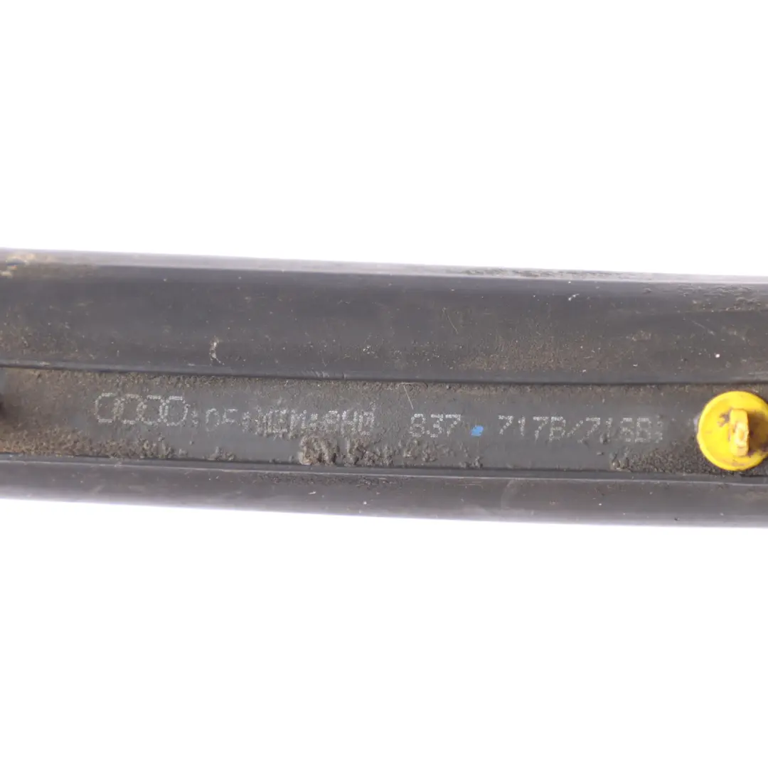 Joint Porte Avant Gauche Inférieur Caoutchouc pour Audi A4 B7 Cabrio à propos du numéro de pièce 8H0837717B Audi A4 B7 Cabrio Joint Porte Avant Gauche Inférieur Caoutchouc - SKU 8H0837717B - Numéro de pièce 8H0837717B
