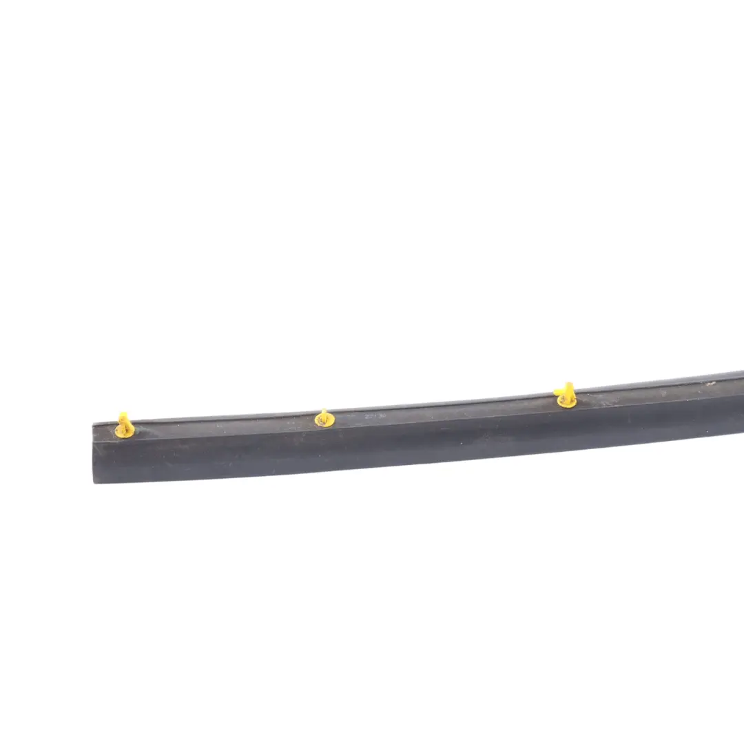 Joint Porte Avant Droit Inférieur Caoutchouc pour Audi A4 B7 Cabrio à propos du numéro de pièce 8H0837718B Audi A4 B7 Cabrio Joint Porte Avant Droit Inférieur Caoutchouc - SKU 8H0837718B - Numéro de pièce 8H0837718B