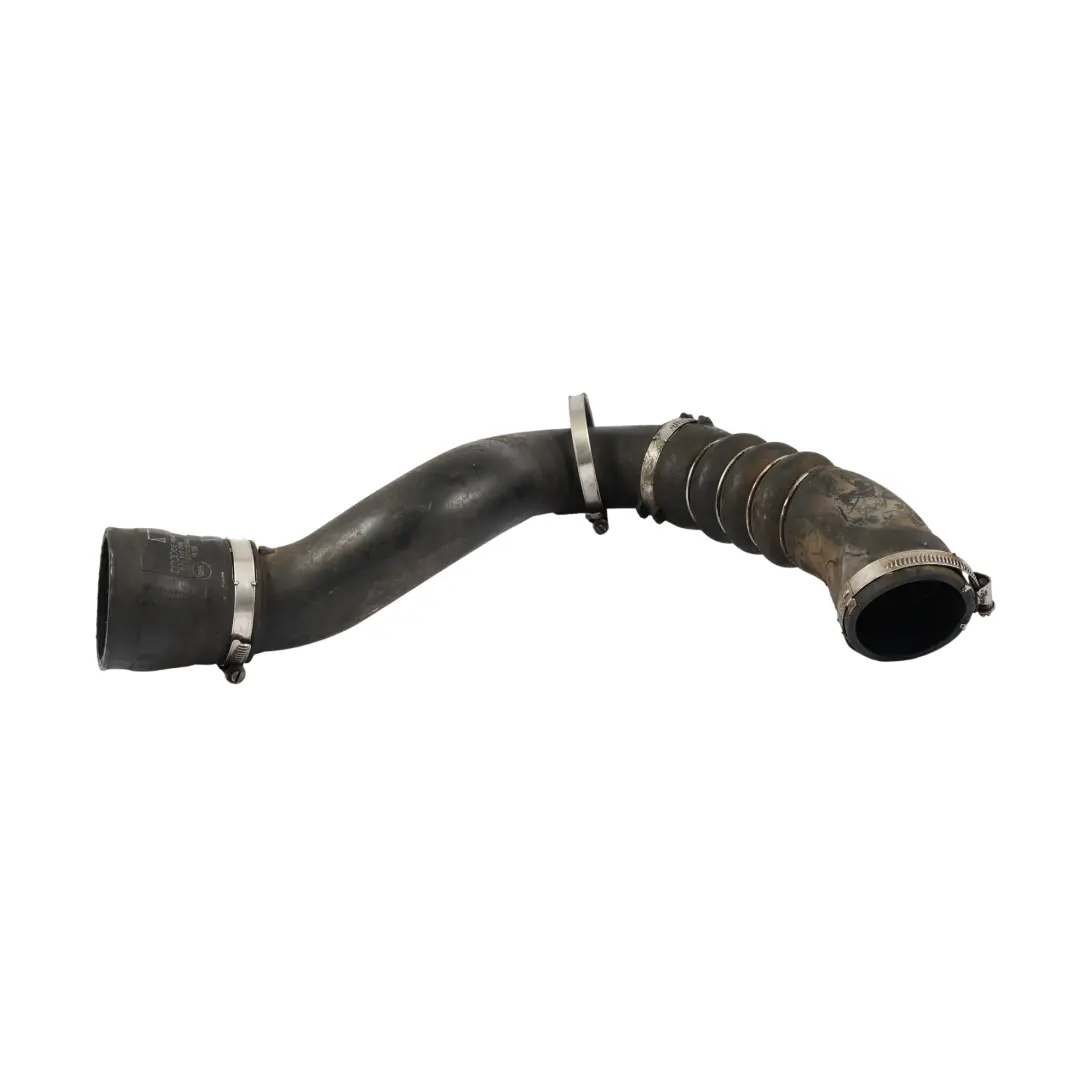 TTRS 8J 2.5 TFSI CEPA Tubo Intercooler Carico Aria 8J0145746 per Audi con numero di parte 8J0145832E Audi TTRS 8J 2.5 TFSI CEPA Tubo Intercooler Carico Aria 8J0145746 - SKU 8J0145832E - Numero di parte 8J0145832E