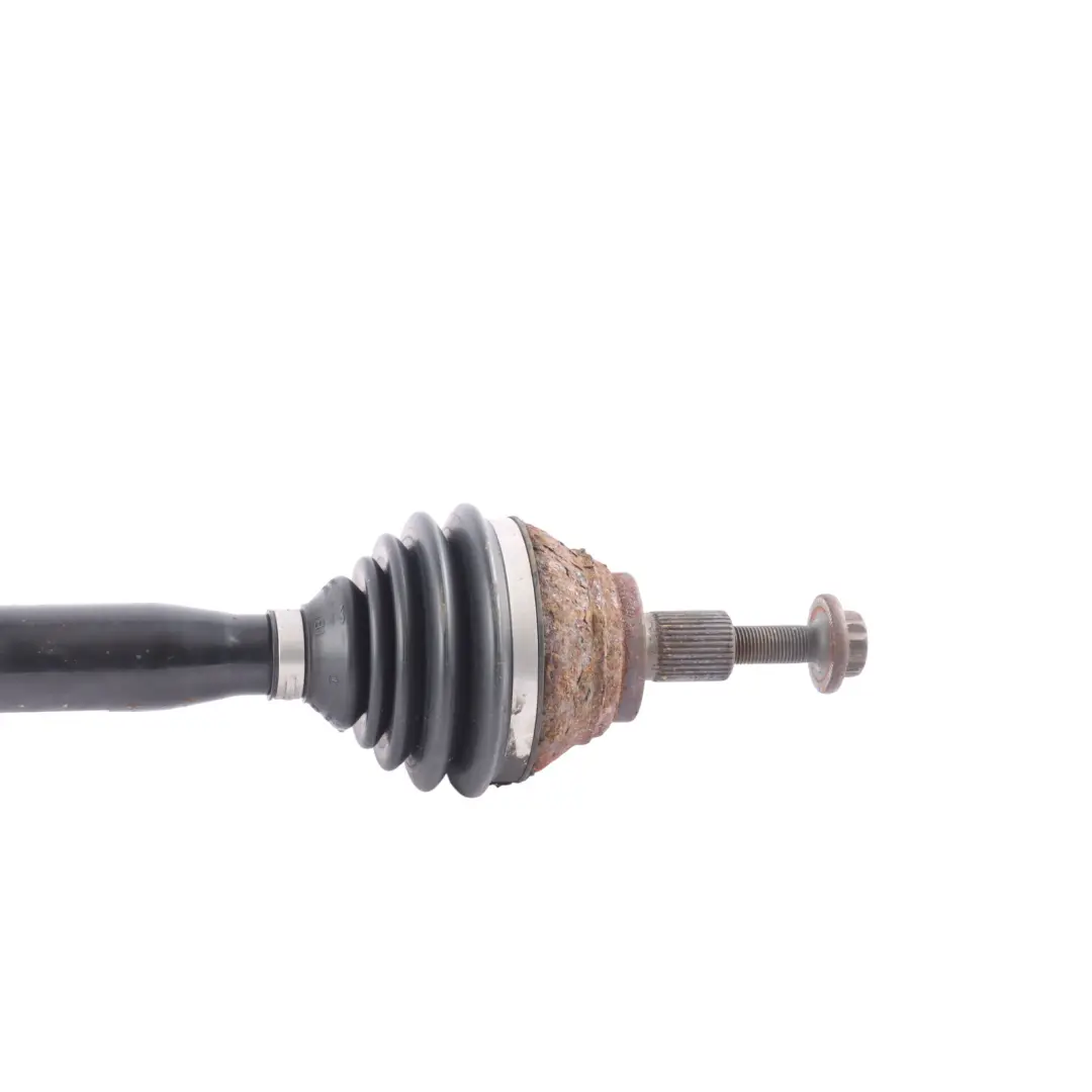 Arbre Transmission Avant Droit Boîte Manuelle pour Audi TT 8J 2.0 TDI à propos du numéro de pièce 8J0407272K Audi TT 8J 2.0 TDI Arbre Transmission Avant Droit Boîte Manuelle - SKU 8J0407272K - Numéro de pièce 8J0407272K