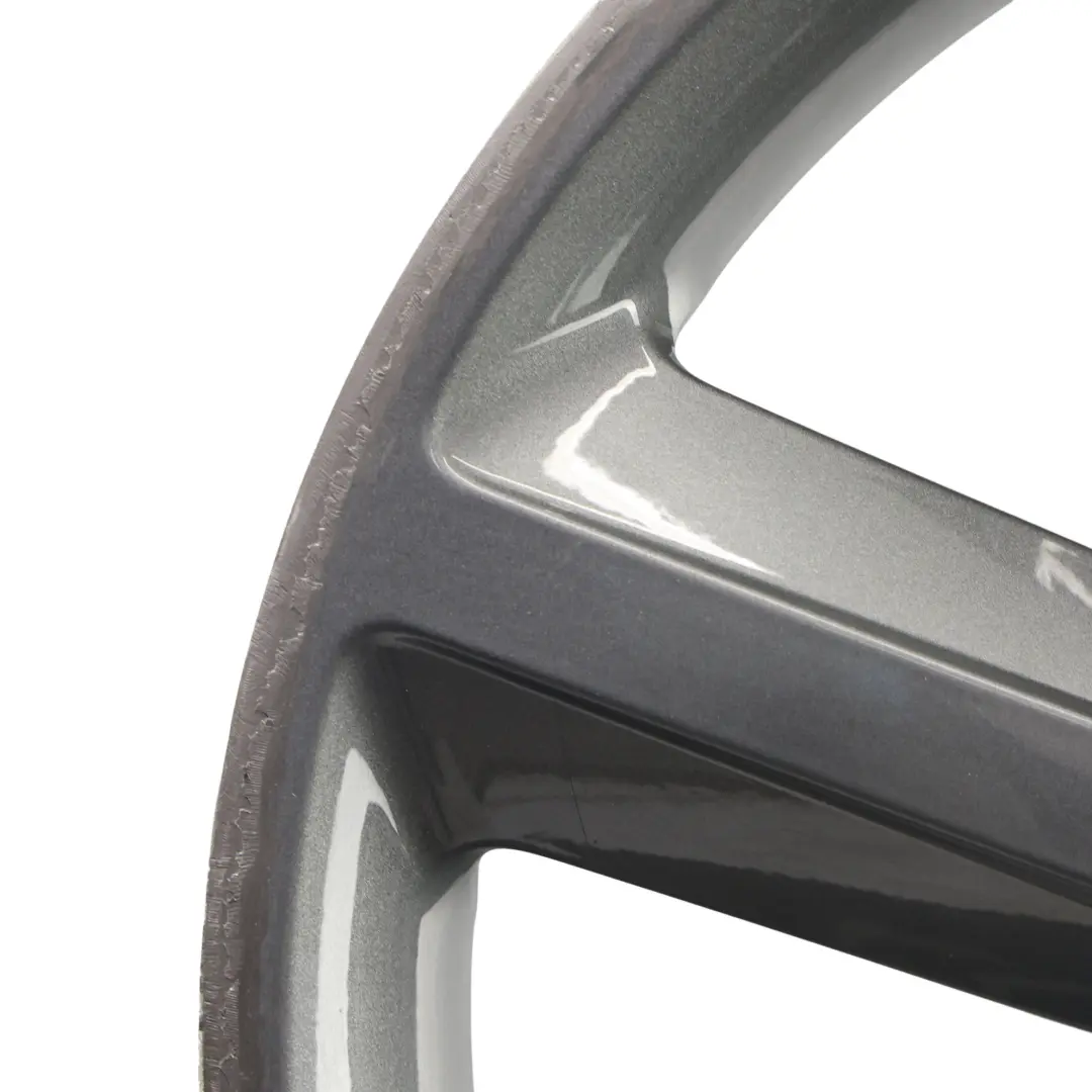 Audi TT Mk2 Felga Aluminiowa 18" 9J ET:52 Star Spoke - SKU 8J0601025M-1 - Numer Części 8J0601025M