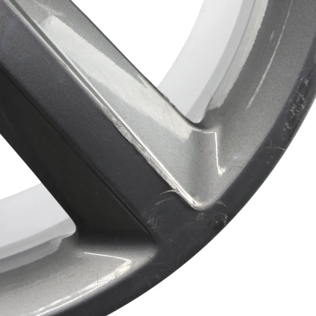 Audi TT Mk2 8J Felga Aluminiowa 18" 9J ET:52 Star Spoke - SKU 8J0601025M-2 - Numer Części 8J0601025M