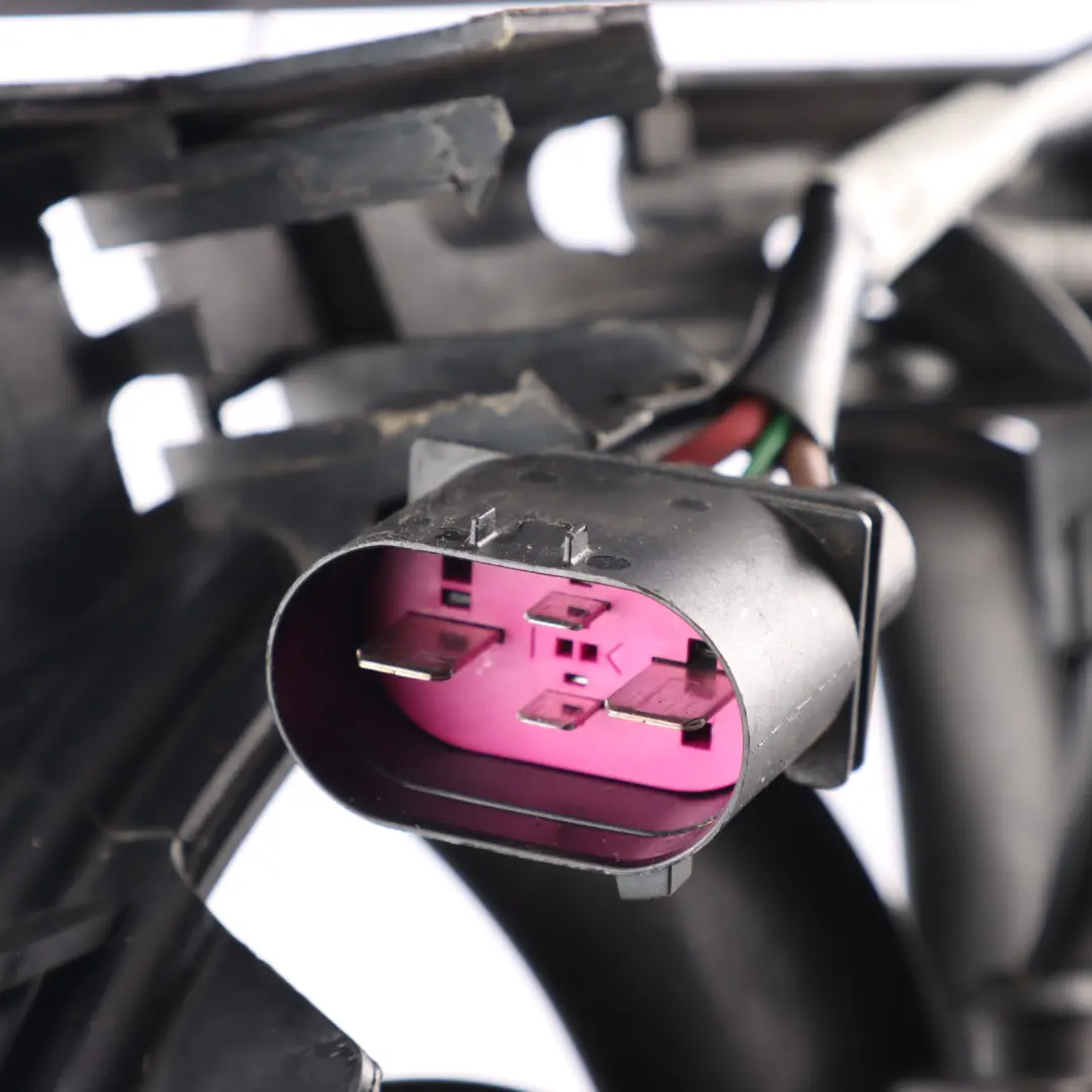 Motore Radiatore Ventola Pannello Liquido per Audi A4 B8 Q5 8R con numero di parte 8K0121003P Audi A4 B8 Q5 8R Motore Radiatore Ventola Pannello Liquido - SKU 8K0121003P - Numero di parte 8K0121003P