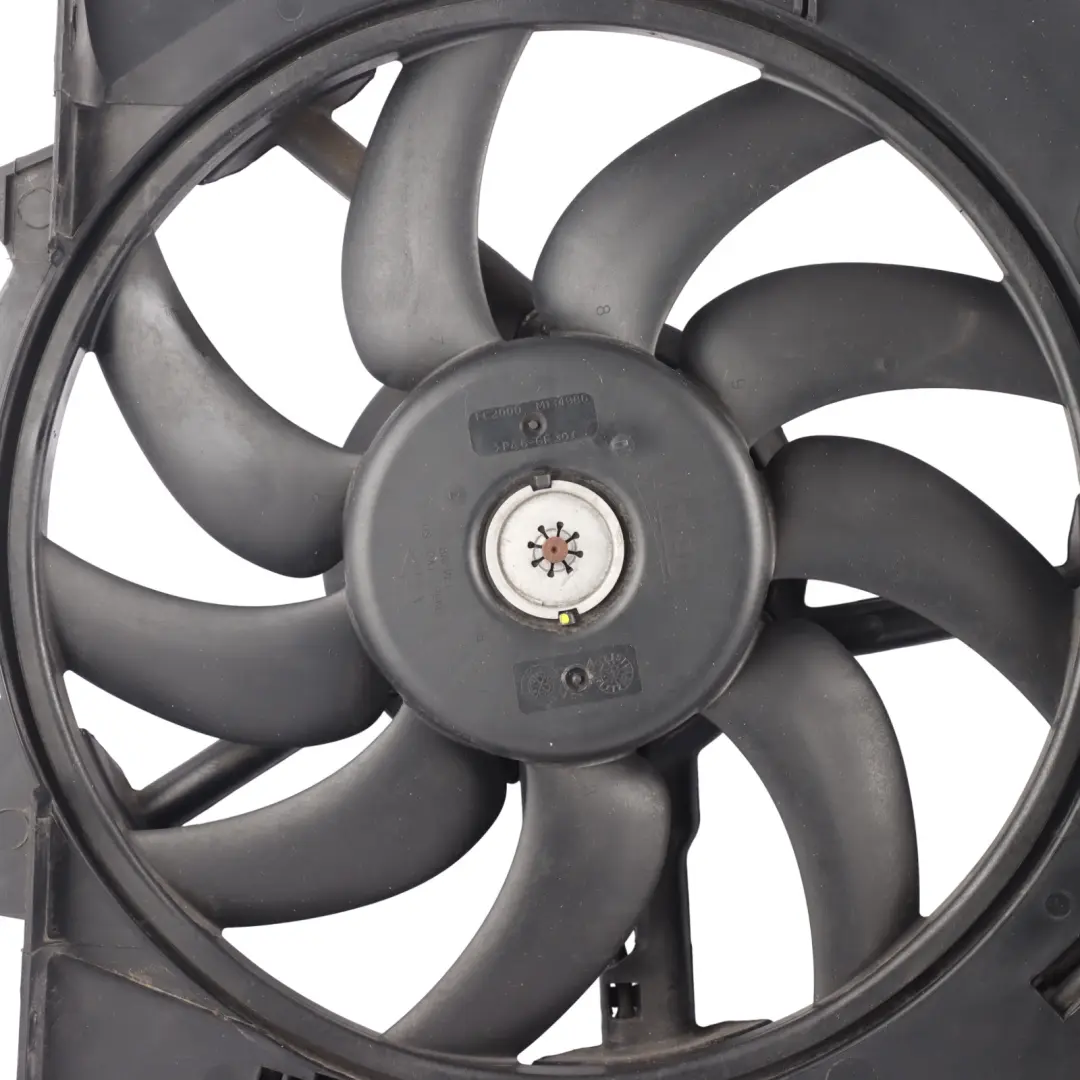 Cache Ventilateur Radiateur Moteur Panneau Liquide pour Audi A4 B8 Q5 8R à propos du numéro de pièce 8K0121003P Audi A4 B8 Q5 8R Cache Ventilateur Radiateur Moteur Panneau Liquide - SKU 8K0121003P - Numéro de pièce 8K0121003P