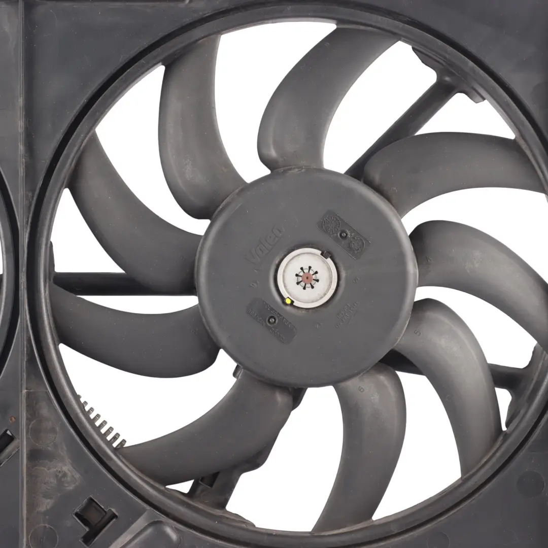 Cache Ventilateur Radiateur Moteur Panneau Liquide pour Audi A4 B8 Q5 8R à propos du numéro de pièce 8K0121003P Audi A4 B8 Q5 8R Cache Ventilateur Radiateur Moteur Panneau Liquide - SKU 8K0121003P - Numéro de pièce 8K0121003P