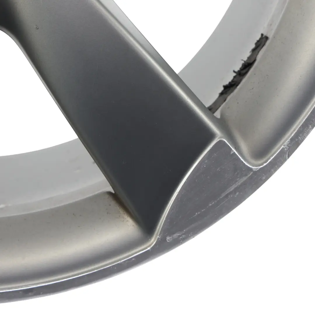 Felga Aluminiowa Alufelga Rotor 19" 8.5J ET:43 do Audi A4 B8 o numerze 8K0601025AR Audi A4 B8 Felga Aluminiowa Alufelga Rotor 19" 8.5J ET:43 - SKU 8K0601025AR-2 - Numer Części 8K0601025AR