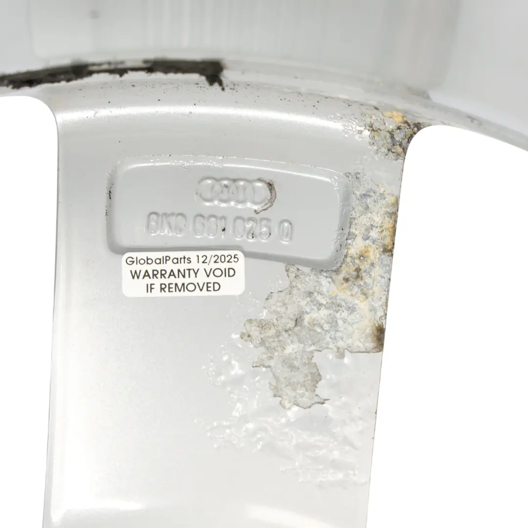 Audi A4 B8 Felga Aluminiowa Srebrna 18" ET:47 8J Star Spoke - SKU 8K0601025Q-2 - Numer Części 8K0601025Q