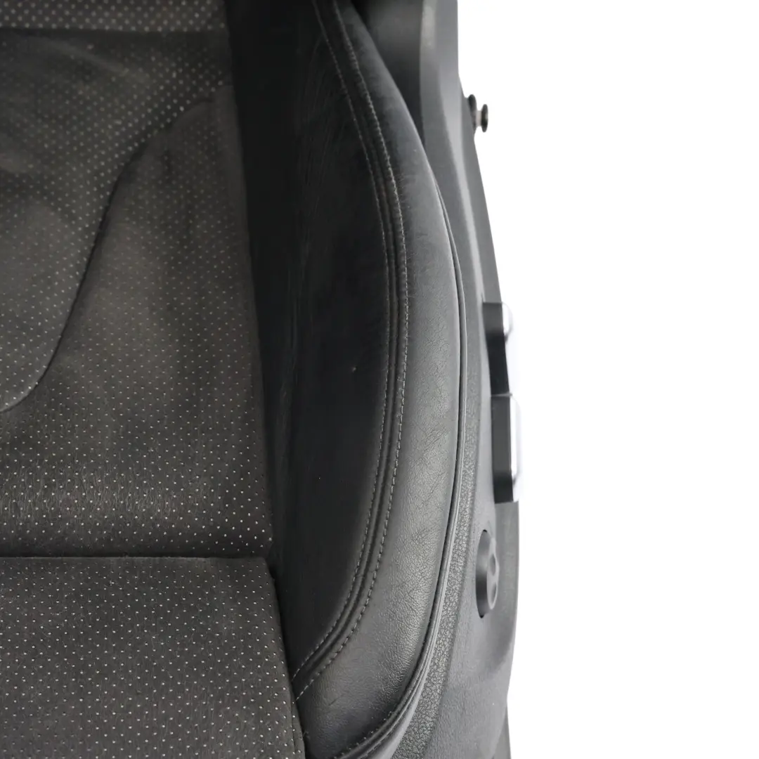 Asiento Delantero Izquierdo S-Line Calefactable Medio Cuero Negro para Audi A4 B8 con número de pieza 8K0881805BK Audi A4 B8 Asiento Delantero Izquierdo S-Line Calefactable Medio Cuero Negro - SKU 8K0881805BK-1 - Número de pieza 8K0881805BK