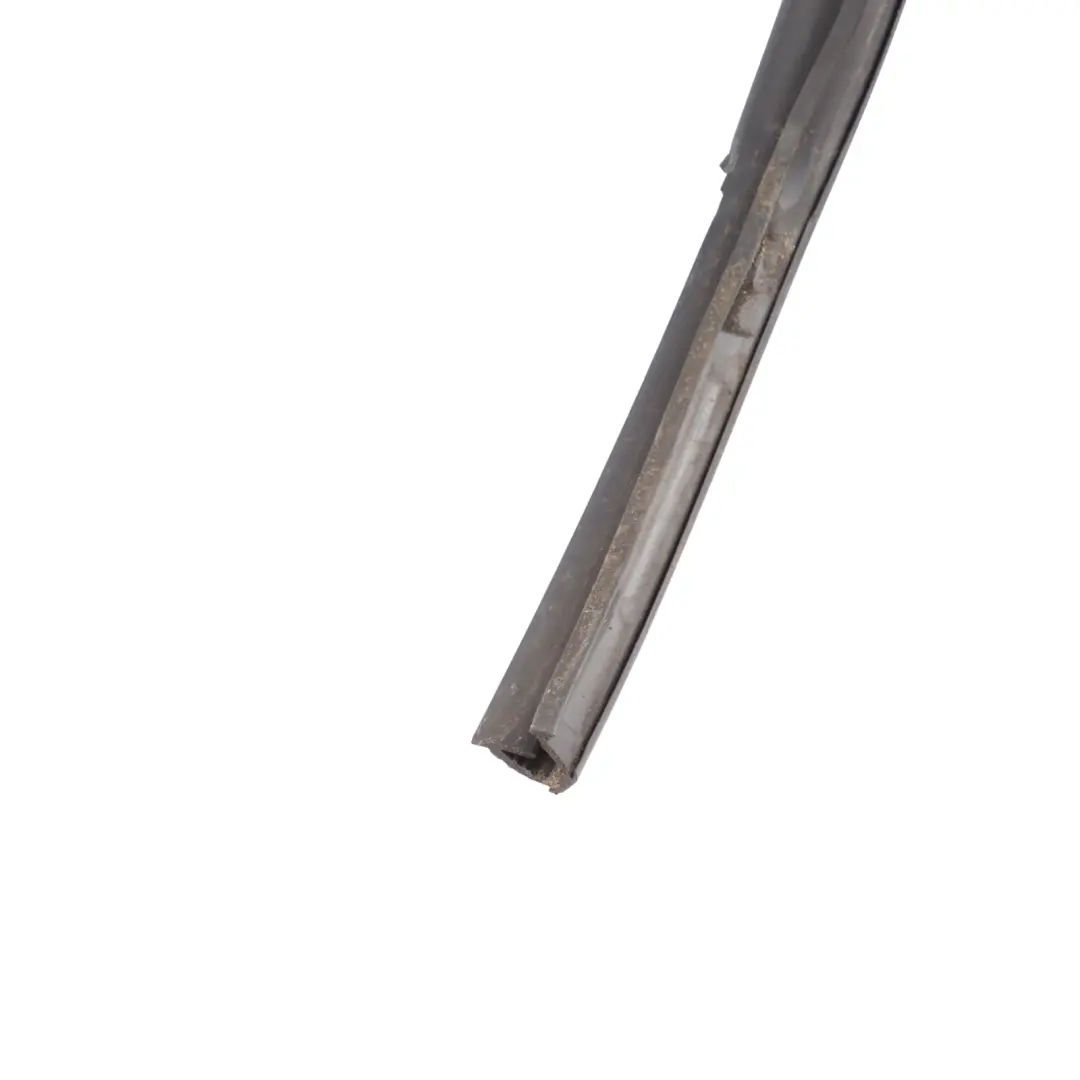 Audi A4 B8 Joint D'Étanchéité De Vitre Arrière Gauche Côté Conducteur - SKU 8K5839439G - Numéro de pièce 8K5839439G