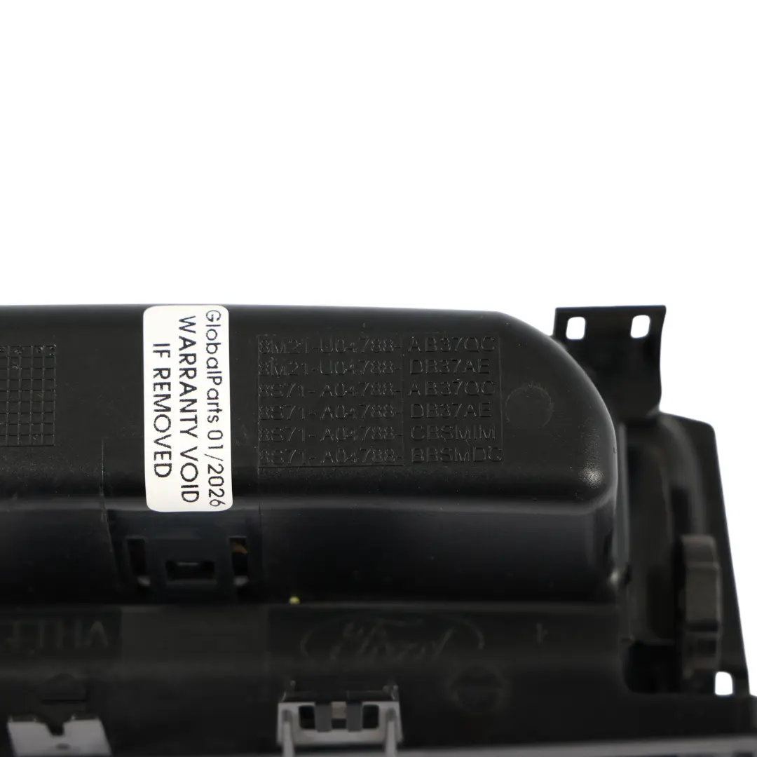 Mk4 Consola Central Panel Embellecedor Cenicero Negro para Ford Mondeo con número de pieza 8M21-U04788-AB Ford Mondeo Mk4 Consola Central Panel Embellecedor Cenicero Negro - SKU 8S71-A04788-CB - Número de pieza 8M21-U04788-AB