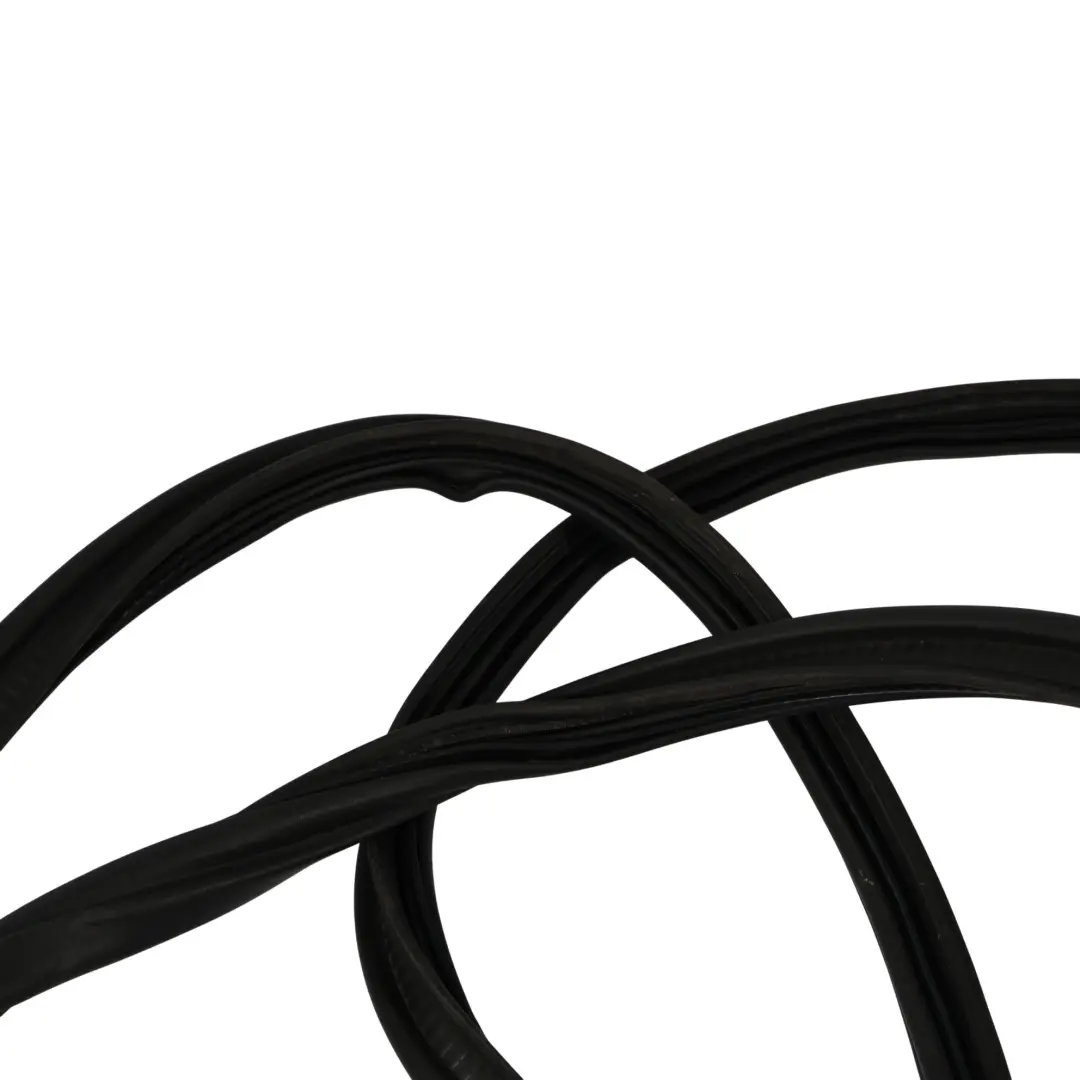 Audi TT 8N Boot Trunk Tailgate Frame Sealing Rubber Gasket Seal - SKU 8N8827705E - Part number 8N8827705E