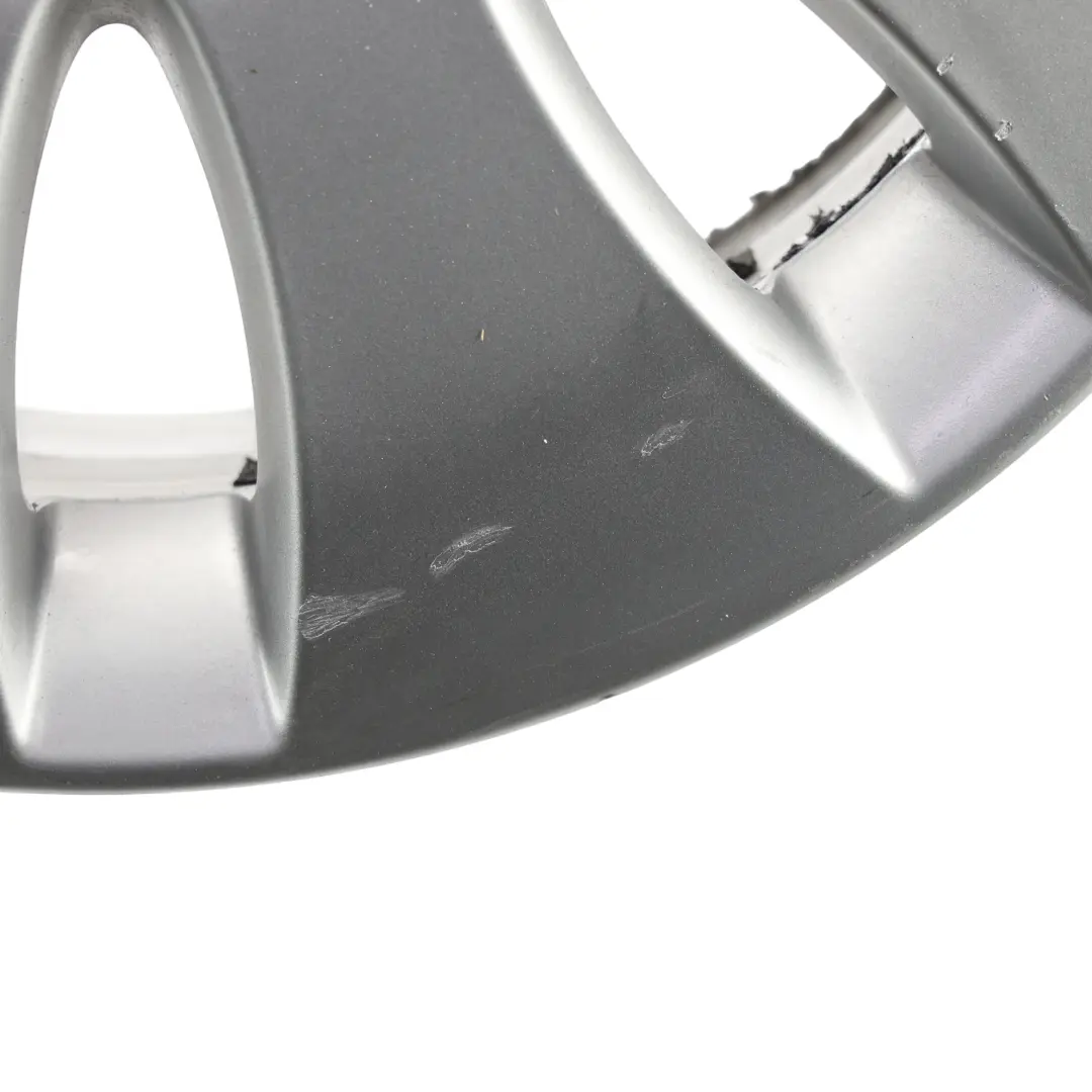 Cerchio In Lega 16" 6,5J ET:50 A 9 Razze per Audi A3 8P Silver con numero di parte 8P0601025AA Audi A3 8P Silver Cerchio In Lega 16" 6,5J ET:50 A 9 Razze - SKU 8P0601025AA-2 - Numero di parte 8P0601025AA