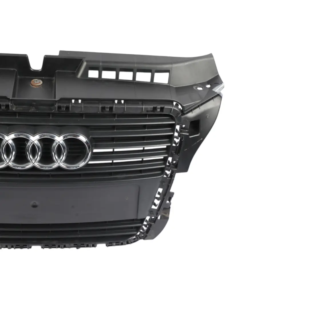 Audi A3 8P Rejilla Central Superior Delantera Cubre Radiador Panel - SKU 8P0853651M - Número de pieza 8P0853651M